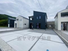 （駐車場）カースペースは3台分